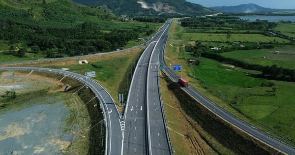 Thu phí 5 tuyến cao tốc Bắc - Nam từ 15.7