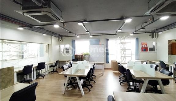 Sàn Văn Phòng 200m2 - 82 triệu/ tháng Full bàn ghế, máy lạnh, có sẵn phòng họp, làm việc được ngay
