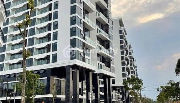 Cần cho thuê căn 3PN Duplex/skyvilla Sunshine Green Iconic - Lonh Biên ( nhà mới ) Lh 0987106521