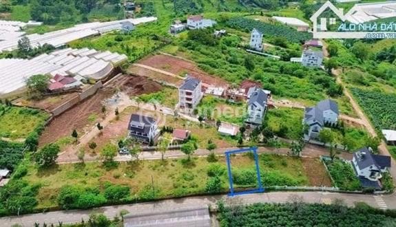 1 nền duy nhất biệt thự Richland Măng Lin Đà Lạt, 2 mặt tiền đường nhựa nội khu